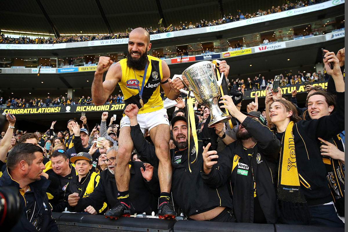 赛事预告包含今晚托特纳姆备战NBA总决赛，刷新队史纪录细节曝光，震撼外界，年轻球员得到机会的词条